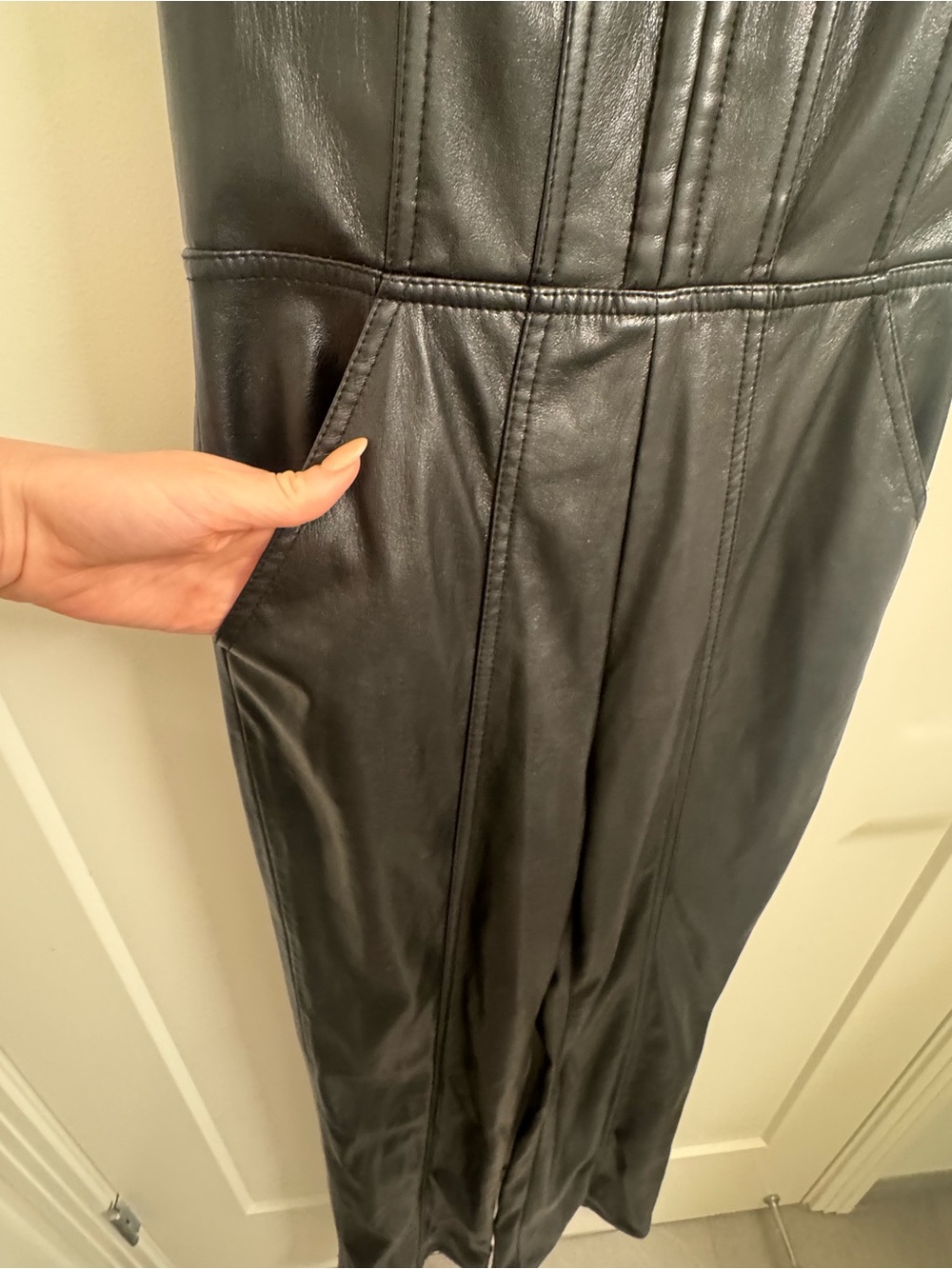 Alice & Olivia Black Vegan Leather Jumpsuit - Women's Sleek Wide-Leg - Picture 8 of 11